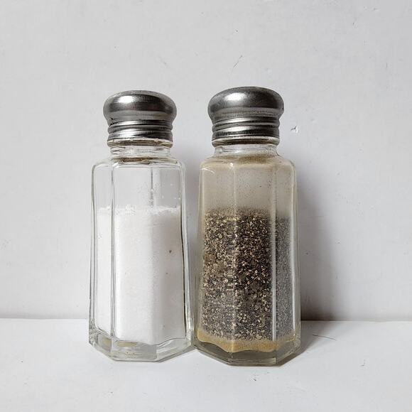 Vintage Wooden Napkin Salt Pepper Holder Picnic Rustic Shakers Dark Retro - Picture 8 of 9